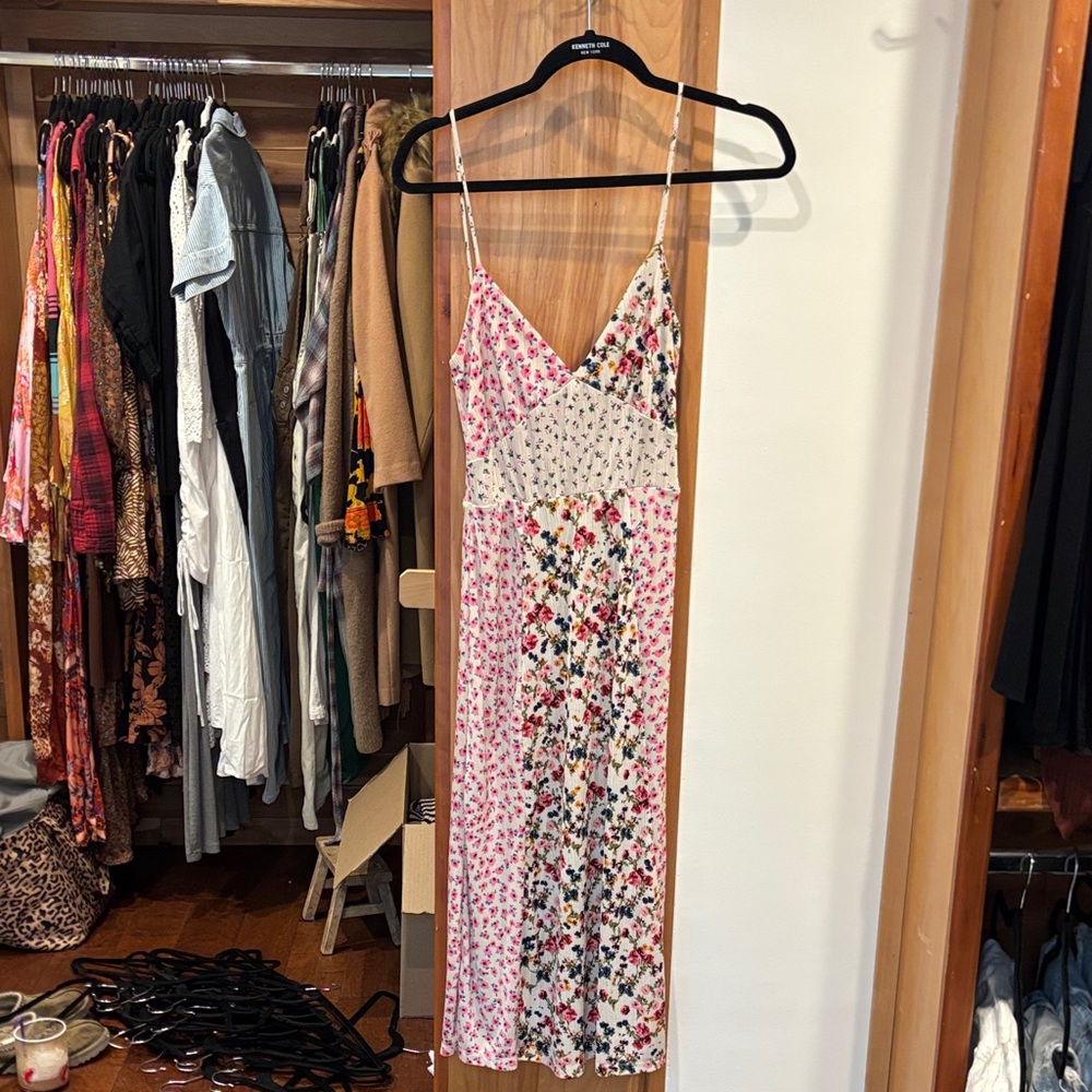 Zara Pink and White Floral Midi Dress